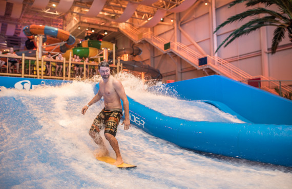 Surf au Bora Parc Aquatique Surf au Bora Parc Aquatique
